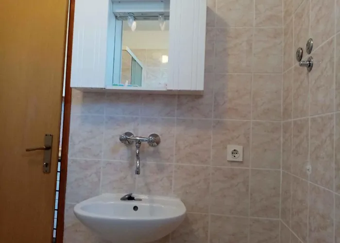 5 Vinišće